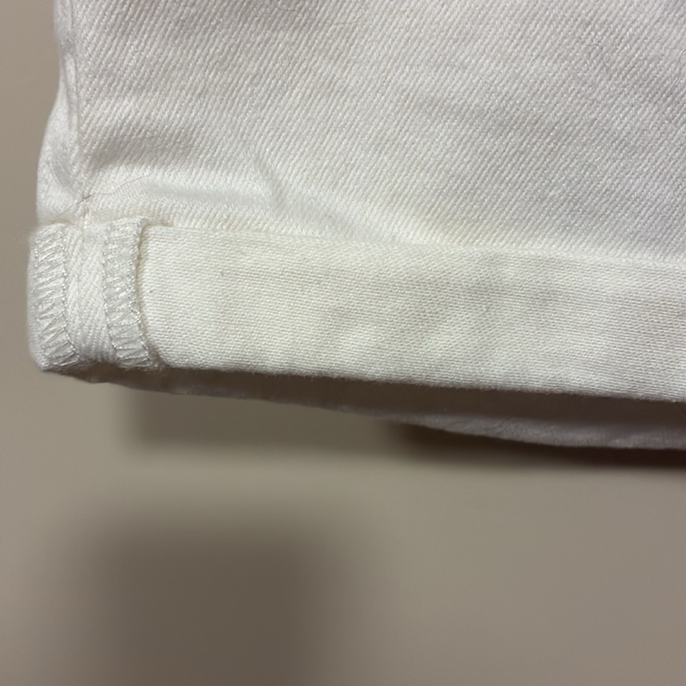 Maurice’s white denim shorts size 9/10 - Picture 3 of 6
